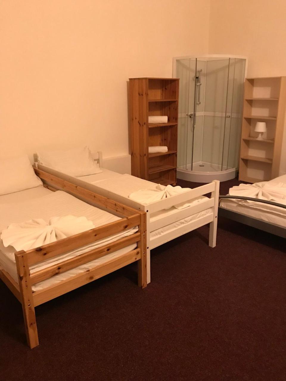 Nocleg ze śniadaniem Club 2*