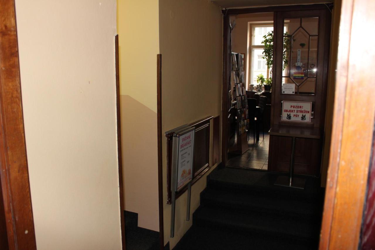 Nocleg ze śniadaniem Club 2*